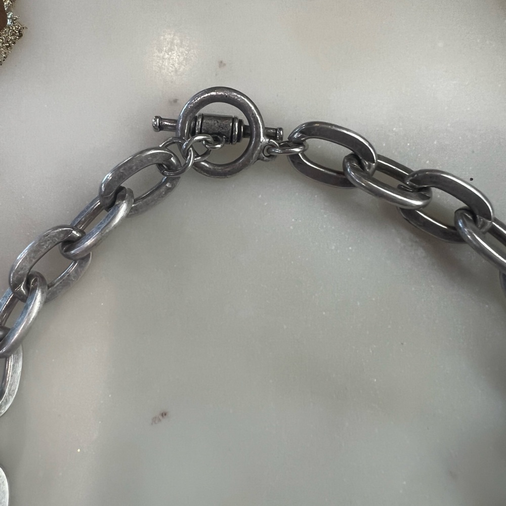 FRENCH KANDE Silver Chain Necklace with Fleur De Lis Brass Pendant - Beautiful! - Picture 6 of 7